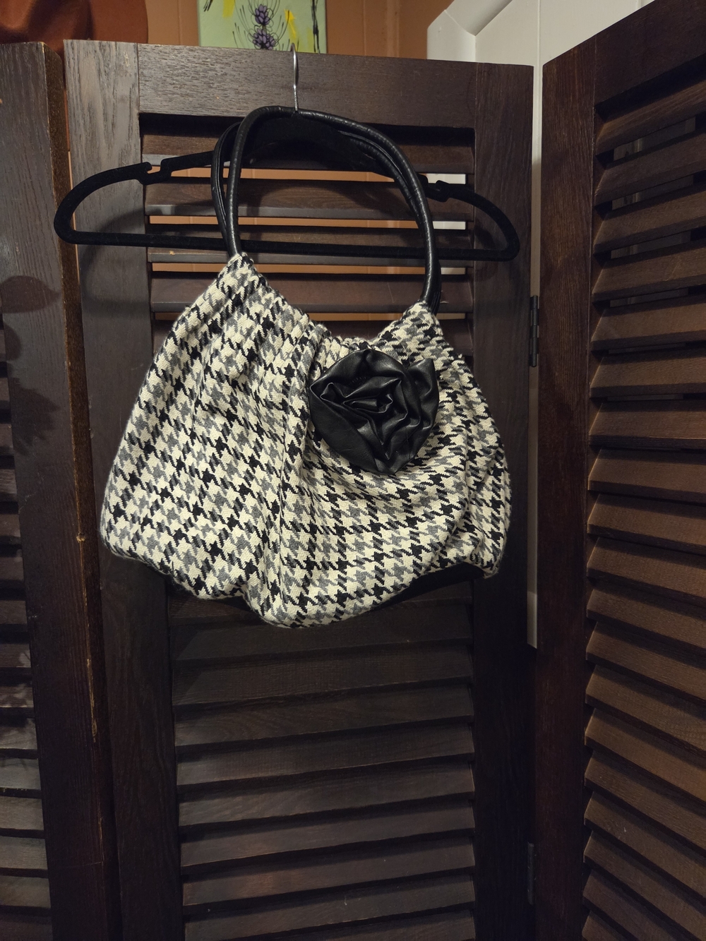 Black & White Houndstooth Shoulder Bag with Floral Accent